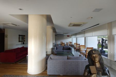 Apartamento à venda com 145m², 4 quartos e 2 vagasÁrea comum - Salão de festas