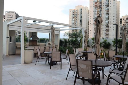 Apartamento para alugar com 55m², 2 quartos e 2 vagasÁrea comum - Churrasqueira