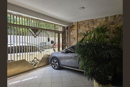 Casa à venda com 350m², 4 quartos e 2 vagasGaragem 