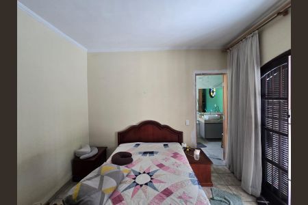 Casa à venda com 350m², 4 quartos e 2 vagasSuíte 01