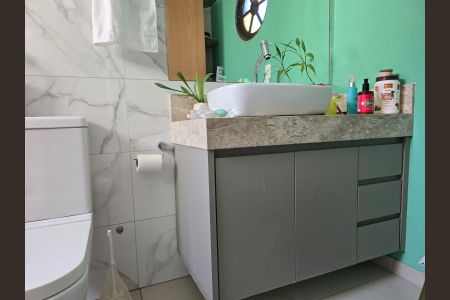 Casa à venda com 350m², 4 quartos e 2 vagasBanheiro da Suíte 1