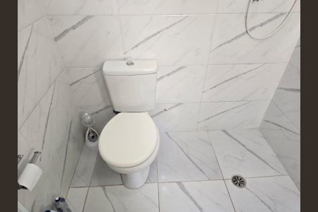 Casa à venda com 350m², 4 quartos e 2 vagasBanheiro da Suíte 2