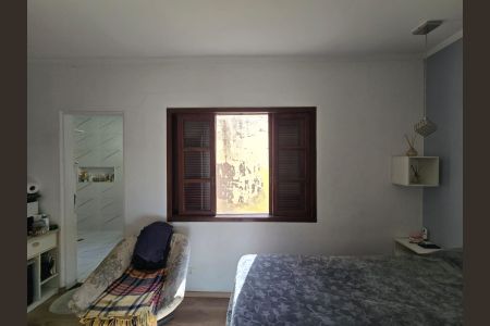 Casa à venda com 350m², 4 quartos e 2 vagasSuíte 02