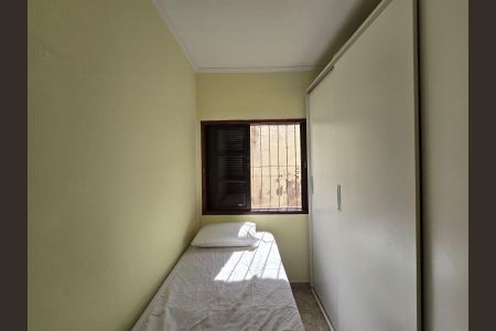 Casa à venda com 350m², 4 quartos e 2 vagasQuarto 04