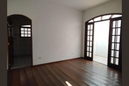 Casa à venda com 477m², 4 quartos e 5 vagas Casa à venda com 477m², 4 quartos e 5 vagasFoto 30