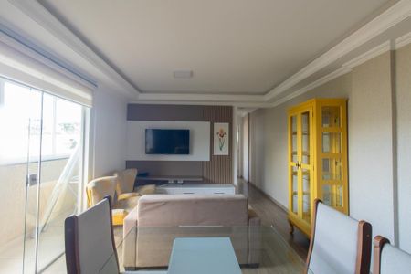 Sala de apartamento para alugar com 2 quartos, 75m² em Capão Raso, Curitiba