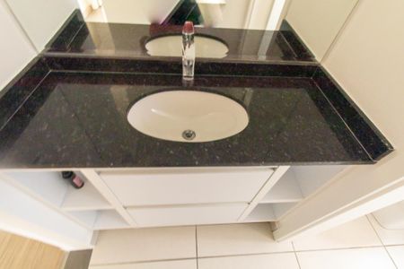 Apartamento para alugar com 75m², 2 quartos e 1 vagaBanheiro Social