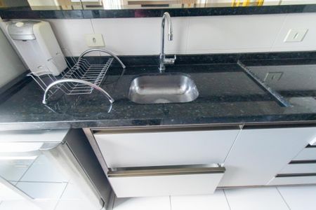 Apartamento para alugar com 75m², 2 quartos e 1 vagaCozinha e Área de Serviço