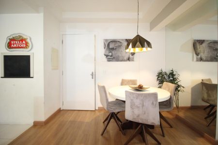 Sala de Jantar de apartamento à venda com 2 quartos, 64m² em Petrópolis, Porto Alegre