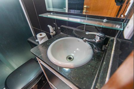 Apartamento à venda com 80m², 2 quartos e 1 vagaBanheiro