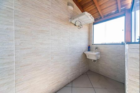 Apartamento à venda com 80m², 2 quartos e 1 vagaÁrea de Serviço