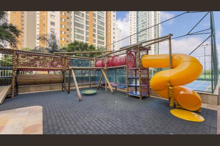 Apartamento à venda com 200m², 3 quartos e 3 vagasPlayground