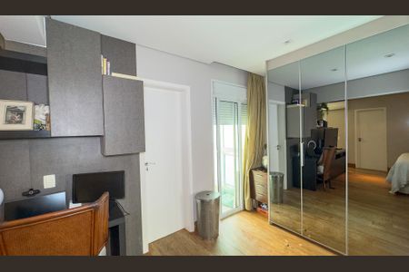 Apartamento à venda com 200m², 3 quartos e 3 vagasQuarto 2 - Suíte