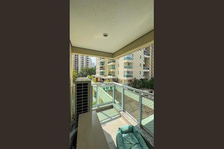 Apartamento à venda com 200m², 3 quartos e 3 vagassacada