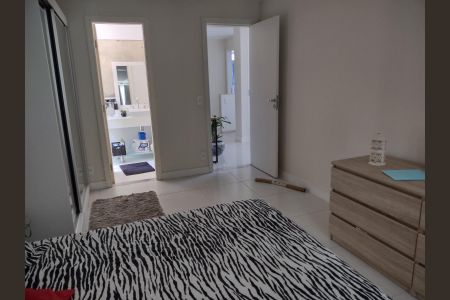 Casa à venda com 140m², 4 quartos e 4 vagas