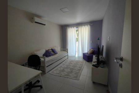 Sala de casa à venda com 4 quartos, 140m² em Vargem Grande, Rio de Janeiro