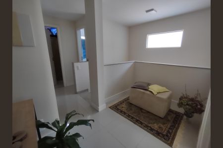 Corredor de casa à venda com 4 quartos, 140m² em Vargem Grande, Rio de Janeiro