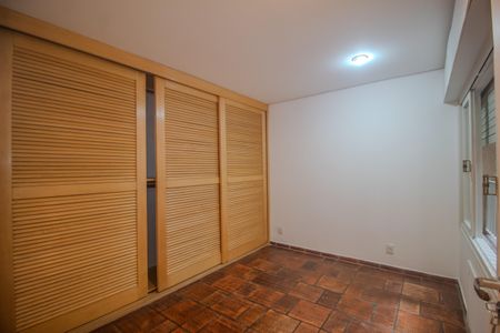 Apartamento para alugar com 86m², 2 quartos e sem vagaQuarto