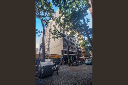 Apartamento para alugar com 86m², 2 quartos e sem vagaFachada