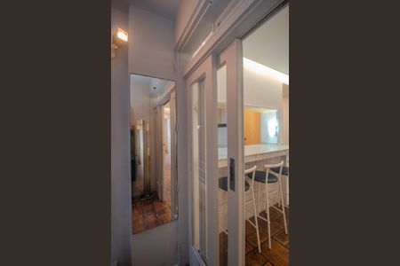 Apartamento para alugar com 86m², 2 quartos e sem vagaVaranda