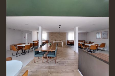 Apartamento para alugar com 33m², 2 quartos e sem vaga Apartamento para alugar com 33m², 2 quartos e sem vagaÁrea comum - Salão de Festas