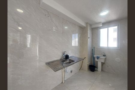 Cozinha de apartamento para alugar com 2 quartos, 33m² em Jardim Prudência, São Paulo