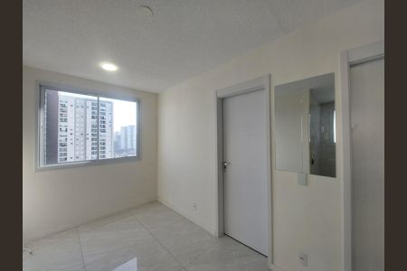 Apartamento para alugar com 33m², 2 quartos e sem vaga Apartamento para alugar com 33m², 2 quartos e sem vagaSala