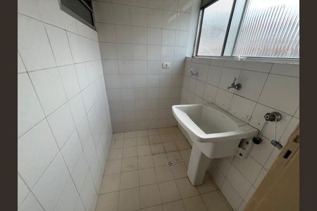 Área de serviço de apartamento para alugar com 2 quartos, 60m² em Bosque da Saúde, São Paulo