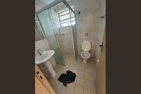 Banheiro de apartamento para alugar com 2 quartos, 60m² em Bosque da Saúde, São Paulo