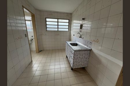 Cozinha de apartamento para alugar com 2 quartos, 60m² em Bosque da Saúde, São Paulo