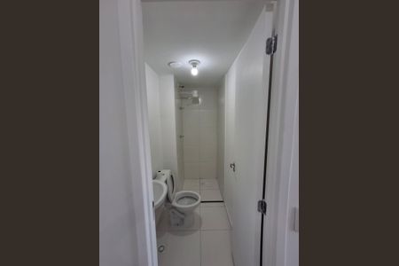 Banheiro de apartamento para alugar com 1 quarto, 28m² em Jardim Jaragua (Sao Domingos), São Paulo