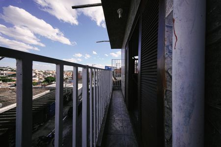 Sacada do Quarto 1 de casa para alugar com 2 quartos, 60m² em Parque Cisper, São Paulo