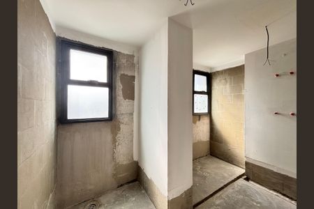 Apartamento à venda com 152m², 3 quartos e 2 vagasBanheiro da Suíte 2