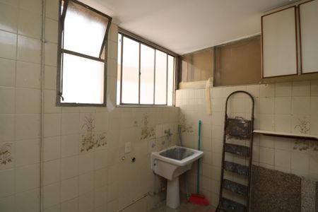 Apartamento à venda com 69m², 2 quartos e 1 vagaÁrea de Serviço