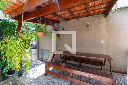 Apartamento à venda com 69m², 2 quartos e 1 vagaÁrea externa