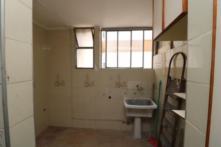 Apartamento à venda com 69m², 2 quartos e 1 vagaÁrea de Serviço