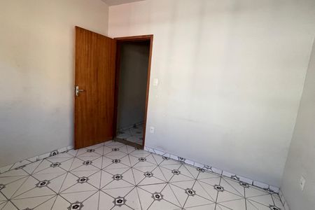 Quarto de casa para alugar com 1 quarto, 50m² em Centro, Duque de Caxias