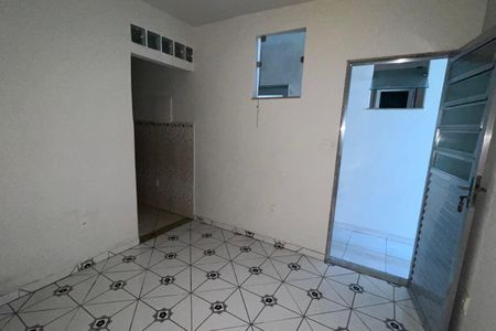 Sala de casa para alugar com 1 quarto, 50m² em Centro, Duque de Caxias