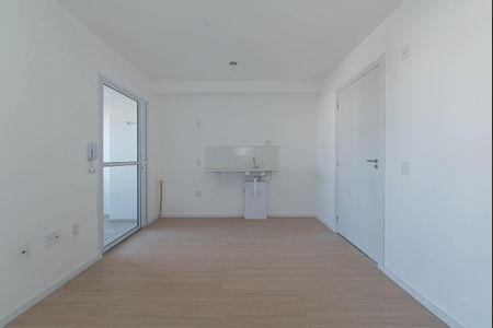 Sala - Cozinha Integrada de apartamento para alugar com 2 quartos, 29m² em Santo Amaro, São Paulo