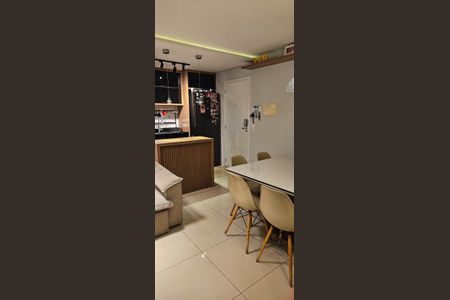 Apartamento à venda com 53m², 2 quartos e 1 vagaSala