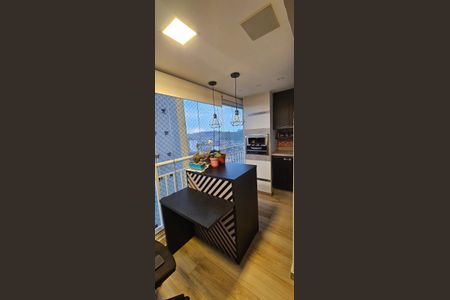 Apartamento à venda com 53m², 2 quartos e 1 vagaVaranda