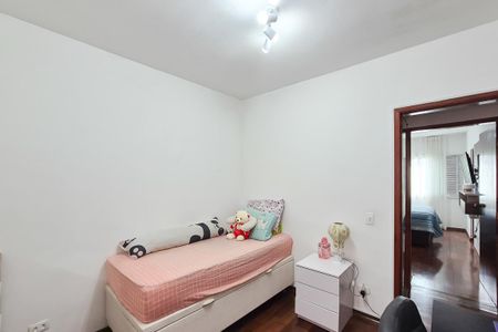 Apartamento à venda com 111m², 3 quartos e 2 vagasQuarto 2