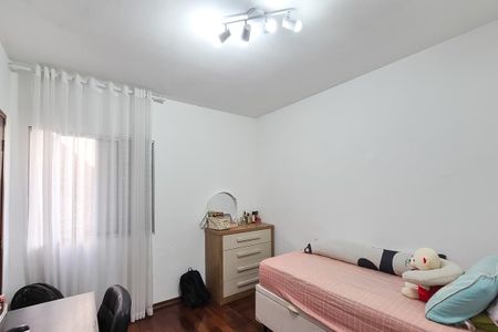 Apartamento à venda com 111m², 3 quartos e 2 vagasQuarto 2