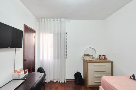 Apartamento à venda com 111m², 3 quartos e 2 vagasQuarto 2