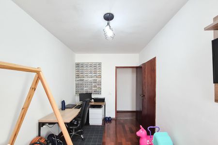 Apartamento à venda com 111m², 3 quartos e 2 vagasQuarto 1