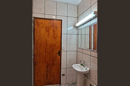 Banheiro de casa à venda com 1 quarto, 60m² em Cipava, Osasco