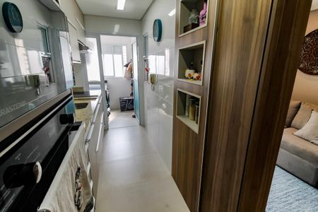 Apartamento para alugar com 58m², 2 quartos e 2 vagasCozinha - Armários