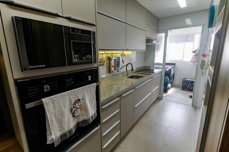Apartamento para alugar com 58m², 2 quartos e 2 vagasCozinha - Armários