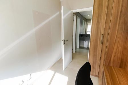 Quarto 1 de apartamento para alugar com 2 quartos, 58m² em Morumbi, São Paulo