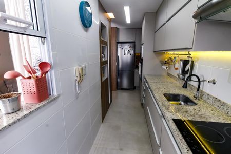 Apartamento para alugar com 58m², 2 quartos e 2 vagasCozinha - Armários